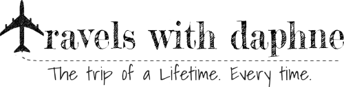 Logo - Travels with daphne
